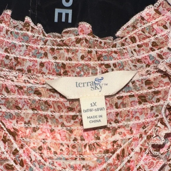 Multicolor Textured Long Sleeve Dress - Picture 7 of 8